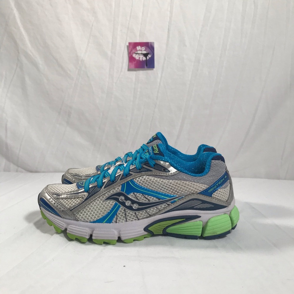 saucony ignition 4